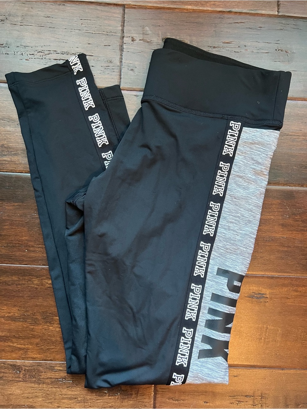Victoria's Secret PINK Large Black and Gray Colorblock Leggings
